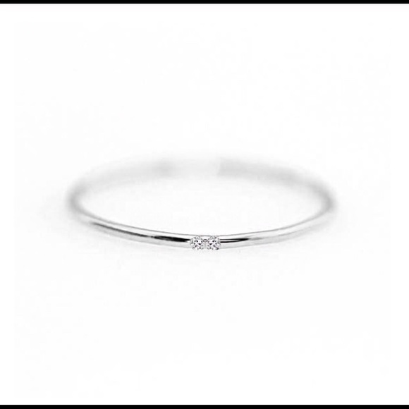 Jewelry - 925 silver thin ring band two Austrian crystals